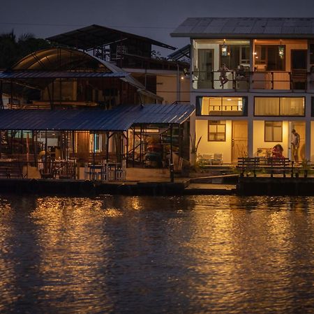 Hotel Pura Natura Riverside Тортугеро Екстериор снимка