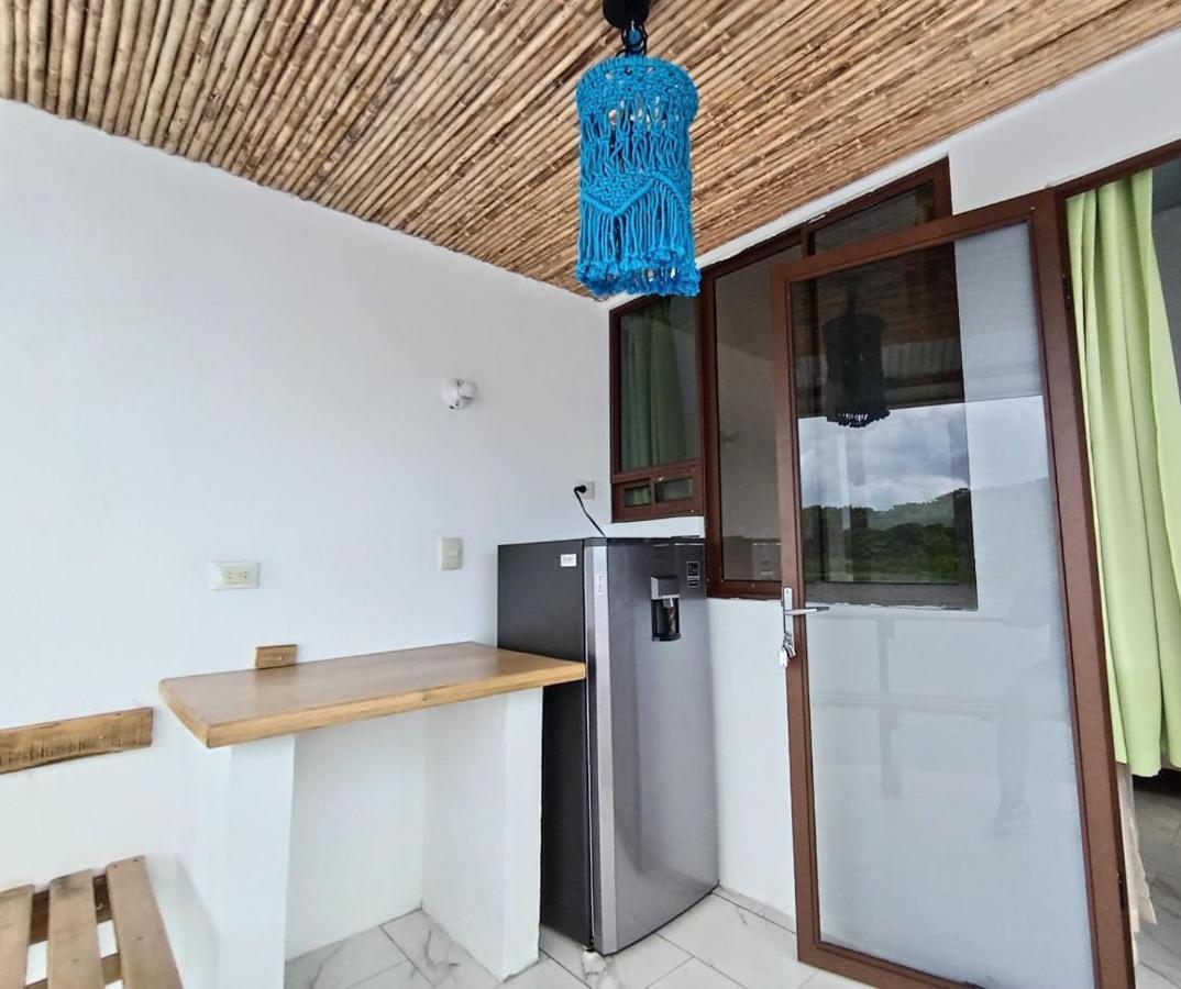 Hotel Pura Natura Riverside Тортугеро Екстериор снимка