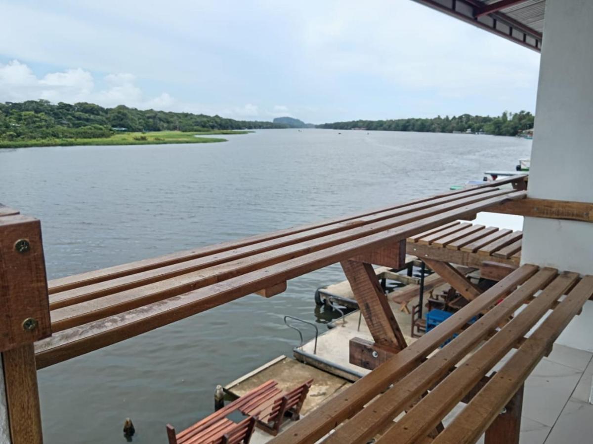 Hotel Pura Natura Riverside Тортугеро Екстериор снимка